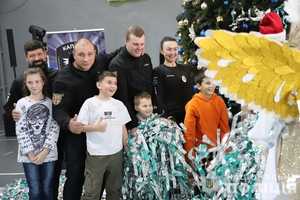 Новини Вінниці / Вінницькі поліцейські привітали діток з Днем Святого Миколая