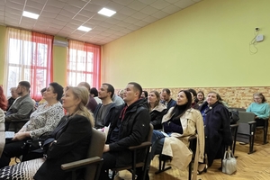 Новини Вінниці / 33 роки у 33 школі: авторський вечір Клавдії Семенової «З Україною в серці»