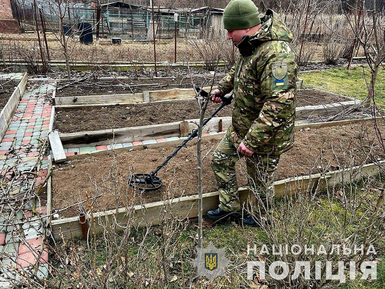 Двоє чоловіків займалися виготовленням зброї на Вінниччині (Фото)