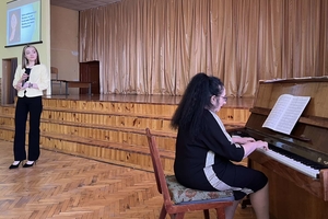 Новини Вінниці / 33 роки у 33 школі: авторський вечір Клавдії Семенової «З Україною в серці»