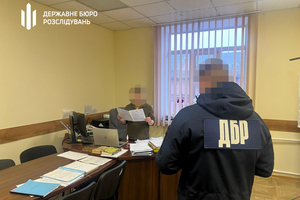 Новини Вінниці / «Била і душила»: у Вінниці заступниця начальника ТЦК отримала підозру