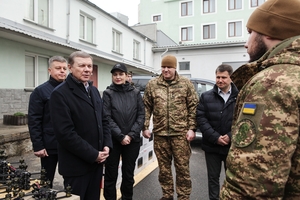 Новини Вінниці / Вінницька громада передала чергову партію допомоги нацгвардійцям