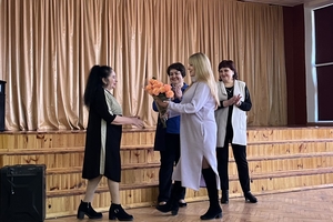 Новини Вінниці / 33 роки у 33 школі: авторський вечір Клавдії Семенової «З Україною в серці»