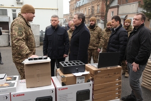 Новини Вінниці / Вінницька громада передала чергову партію допомоги нацгвардійцям