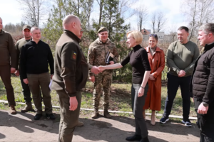 Новини Вінниці / Ірина Верещук відвідала школу тактичної медицини та центр реабілітації звільнених по полону Захисників на Вінниччині