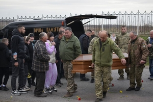 Новини Вінниці / В с. Гопчиця Погребищенської громади додому на щиті повернувся Микола Андрощук 