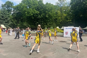 Новини Вінниці / Спорт, єдність і вдячність ЗСУ: 1 червня у Вінниці відбувся Олімпійський день