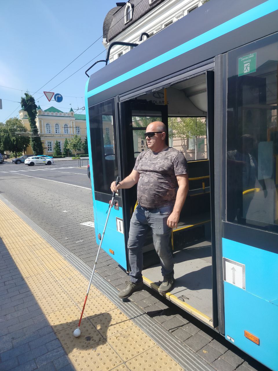 До обстеження безбар'єрного маршруту у Вінниці долучають ветеранів