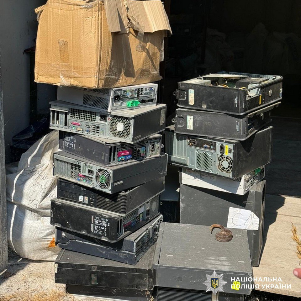 Брати ексміліціонери з Вінниччини організували у столиці підпільні гральні заклади - фото 6