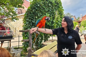 Новини Вінниці / Діти полеглих на війні поліцейських побували на екскурсії у Вінницькому контактному зоопарку ї