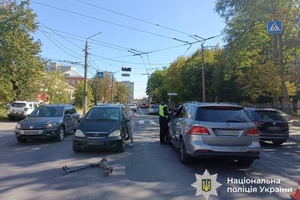 Новини Вінниці / Дві ДТП у Вінницькій громаді: за кермом двоколісних - діти