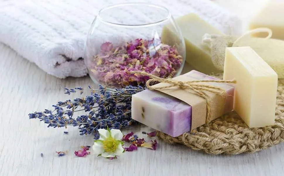 Мило або маленький крем ручної роботи