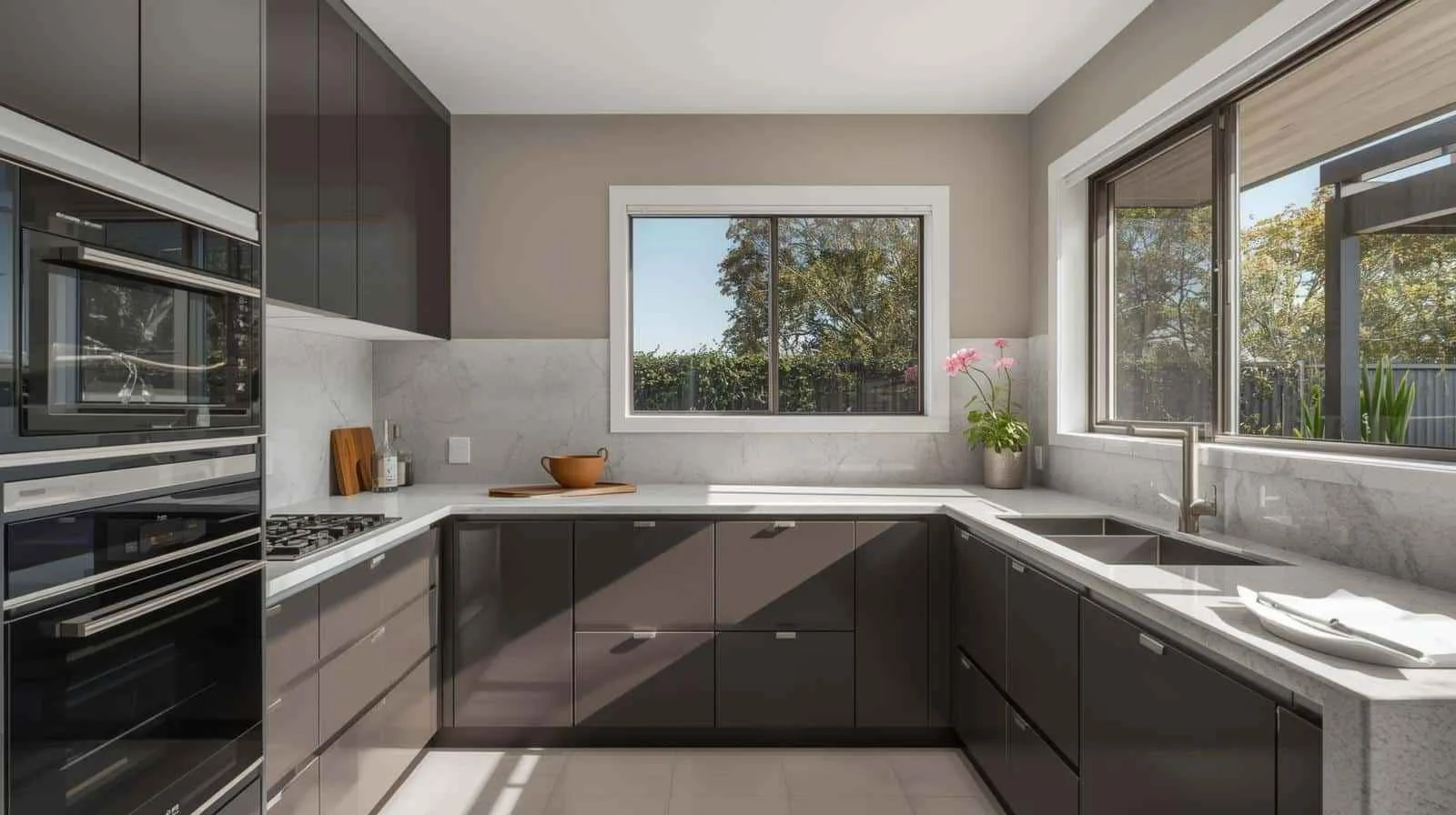 сучасна кухня інтер’єр