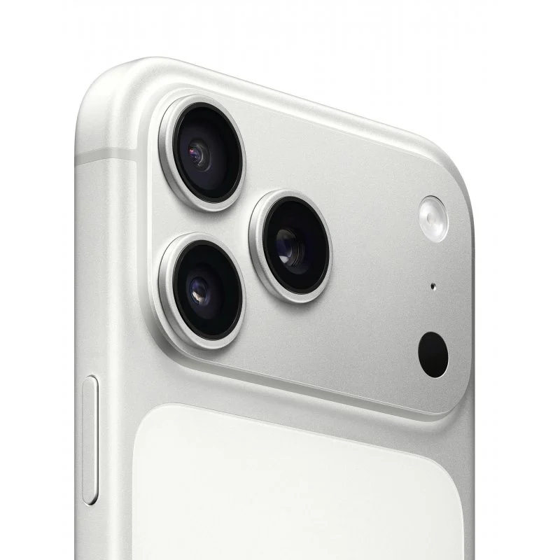 Apple в iPhone 17 Pro Max