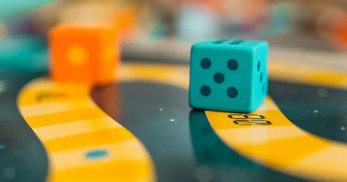 Сколько времени занимает разработка настольной игры: этапы и реальные сроки проекта