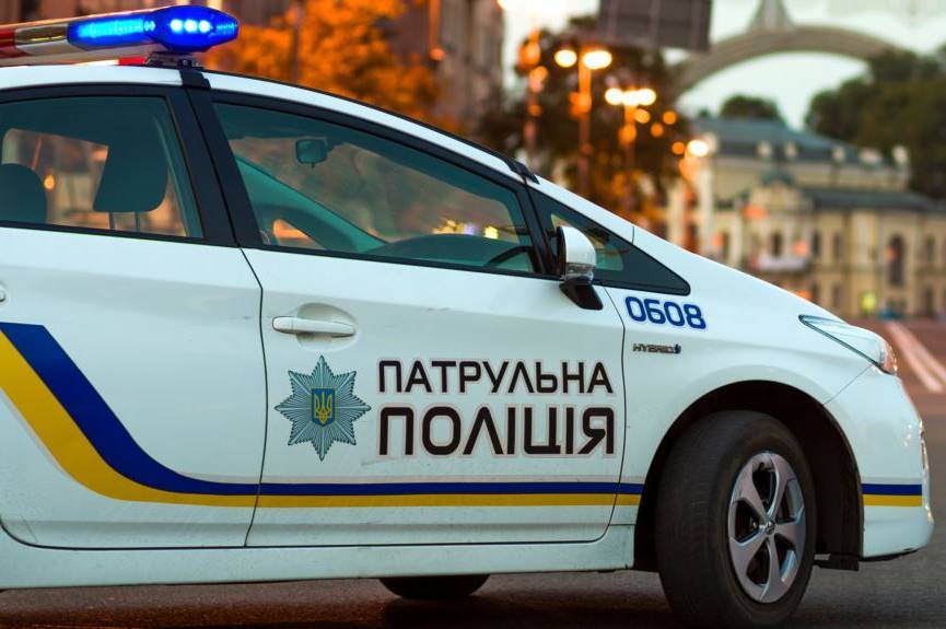 П’яний водій у Вінниці мчав від копів, але врізався в іншу машину.