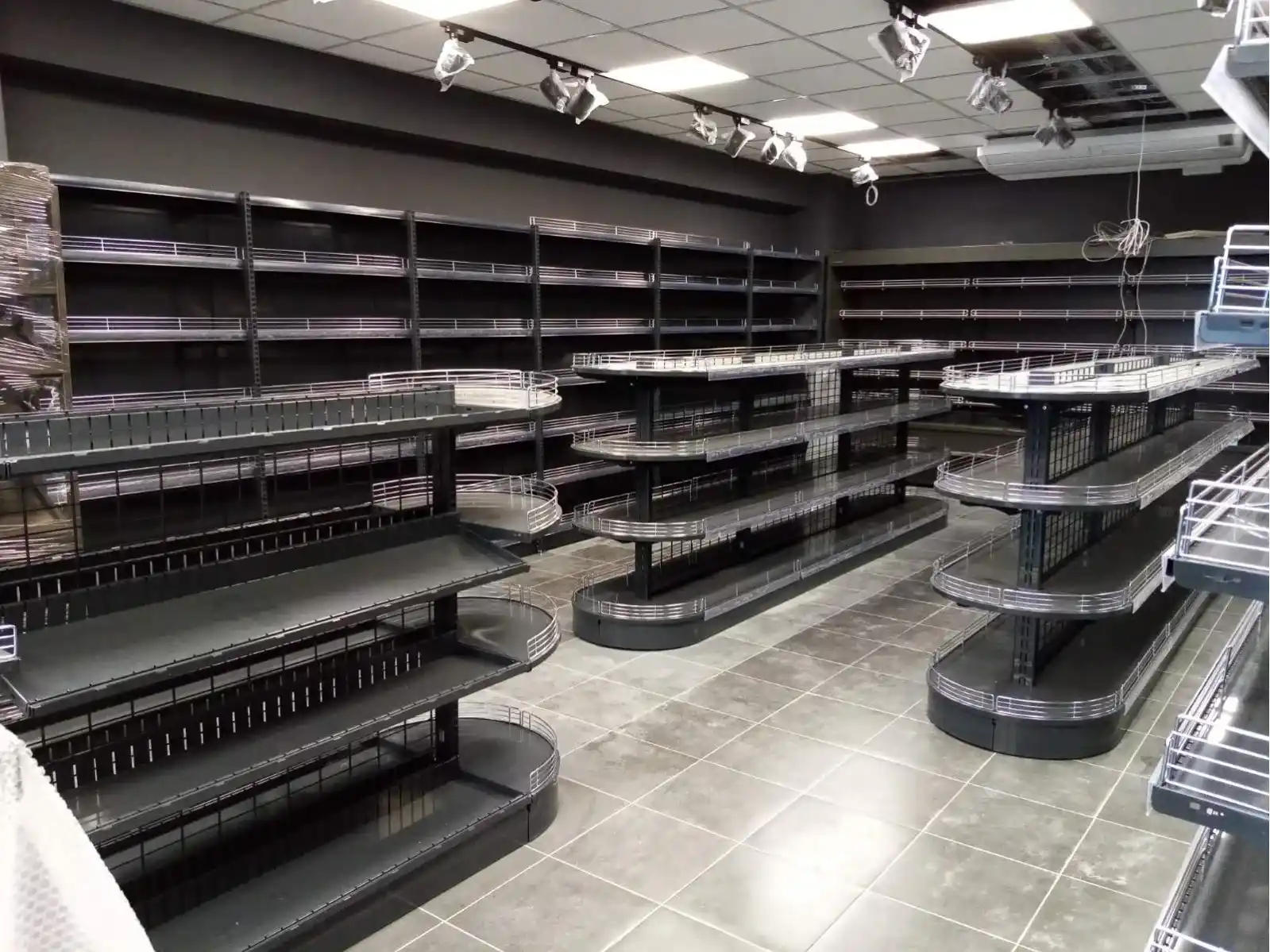 Торгові стелажі для магазину
